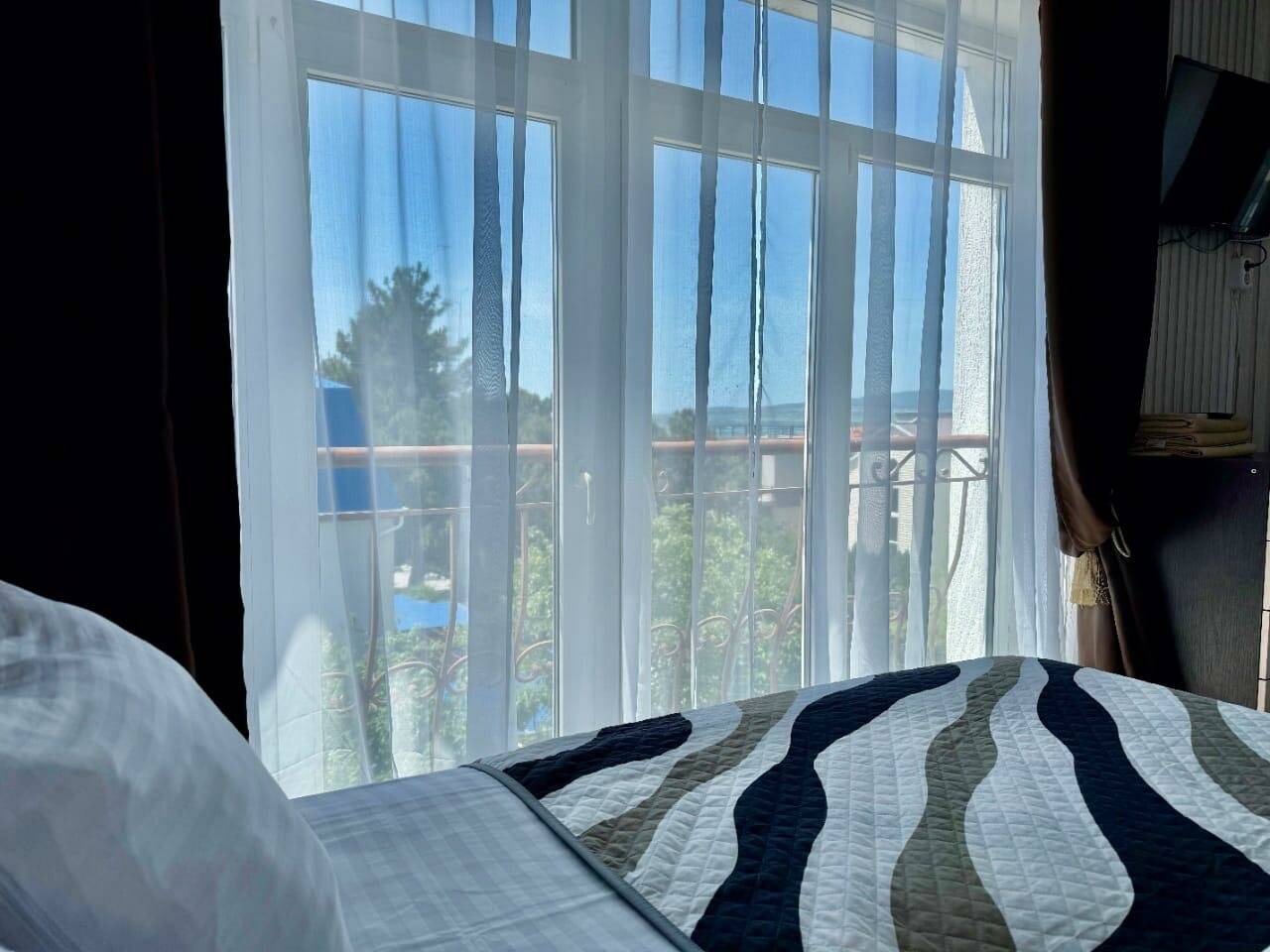 Фотографии номера Семейный номер в Гостевом доме Роза ветров Геленджик